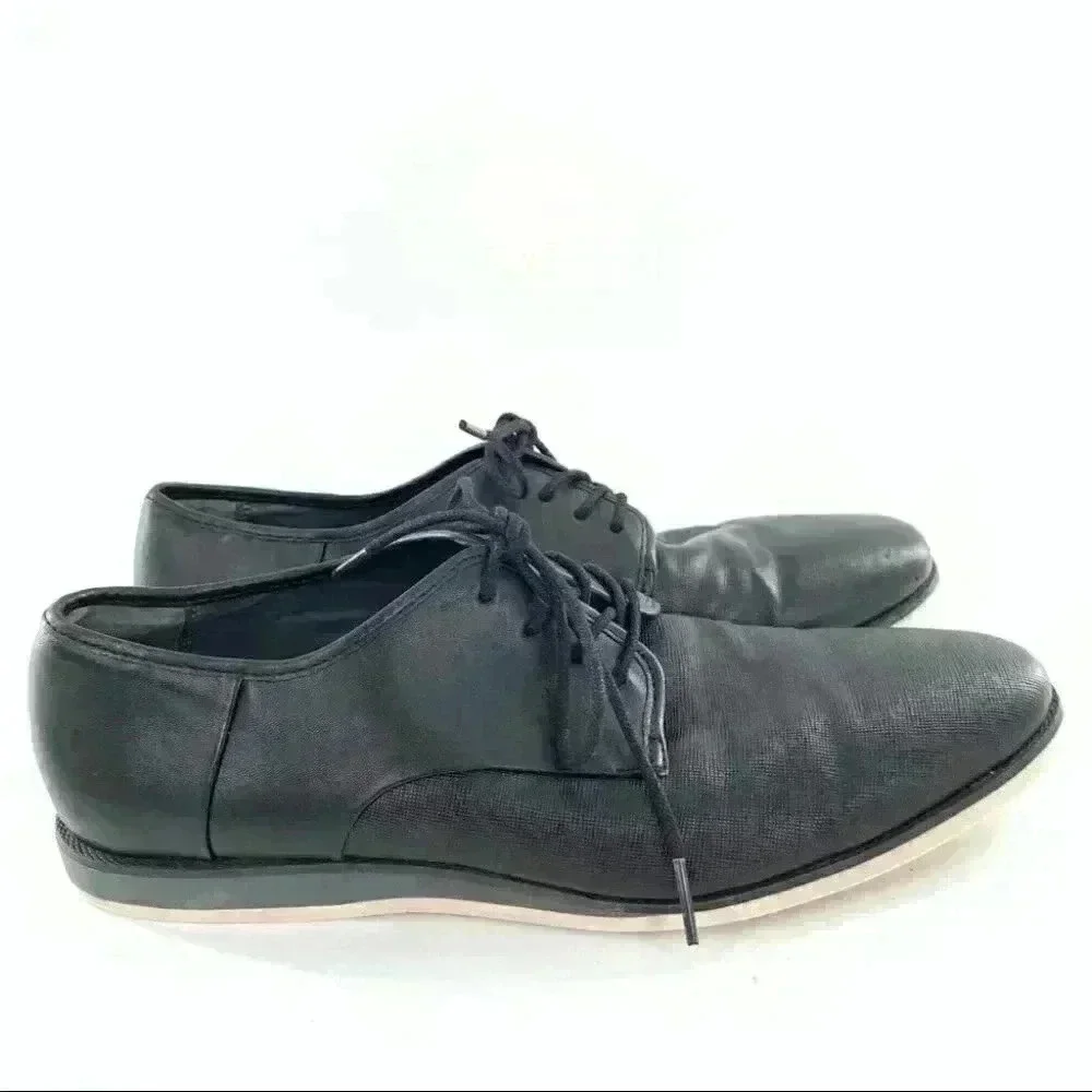 Calvin Klein mens Oxfords size 9.5 42.5 Kadon black white